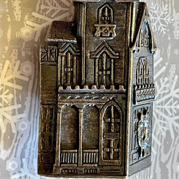VNTG Reed and Barton Village Collection Silver Plate “Christmas House” ornament - Picture 6 of 9